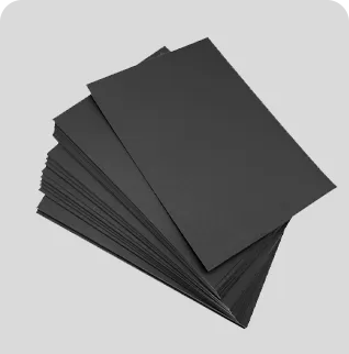 Karton Hitam