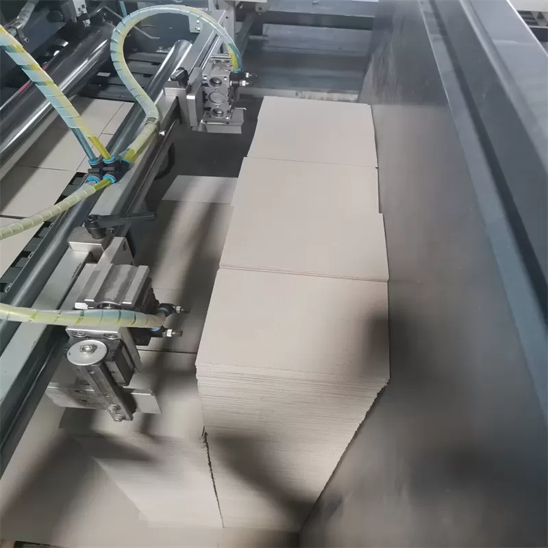 ChipBoard Abu-abu